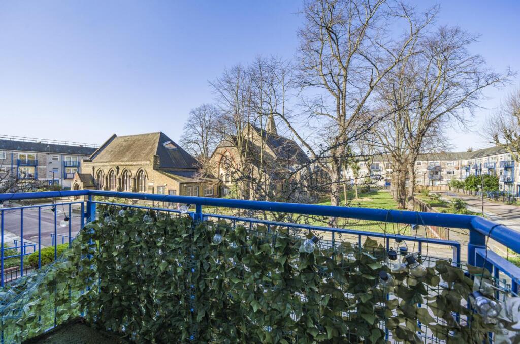 Thorburn Square