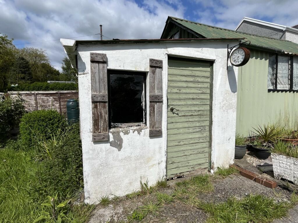 Shed