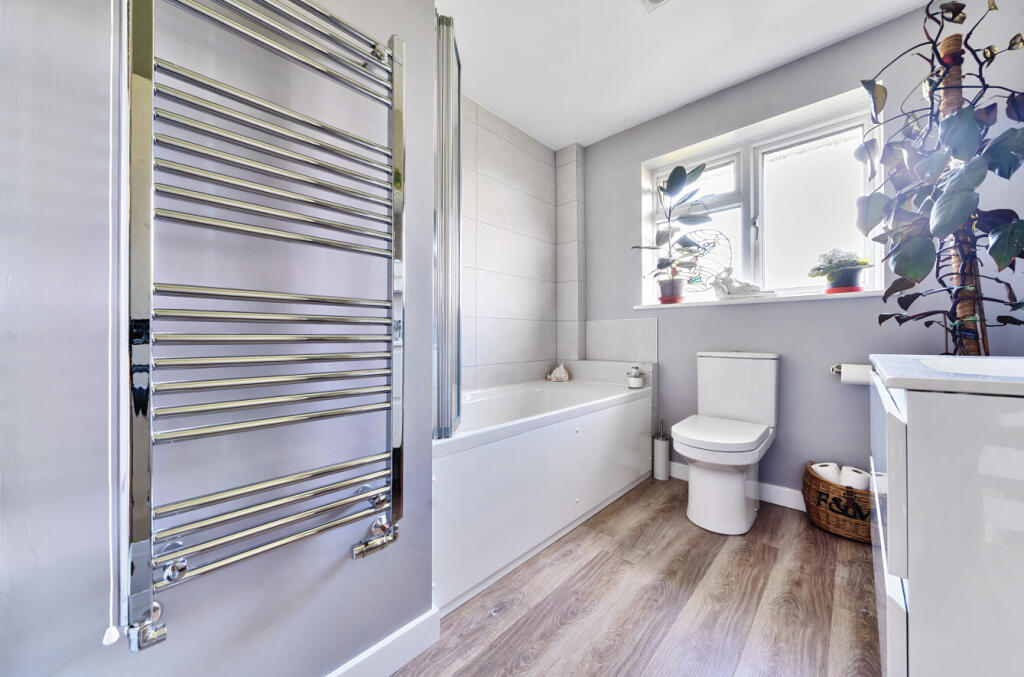 28-6819ed5f69e9a-...