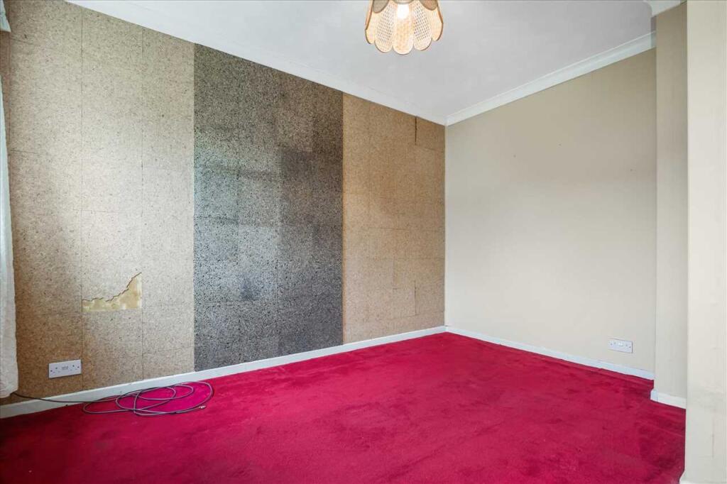 Bedroom Two (2)