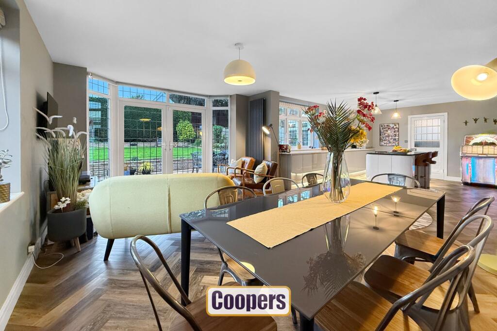 Dining Kitchen/Family Room