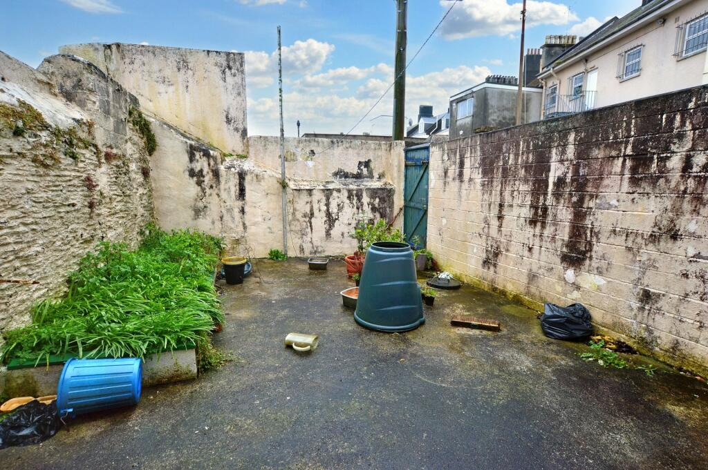 Rear Courtyard