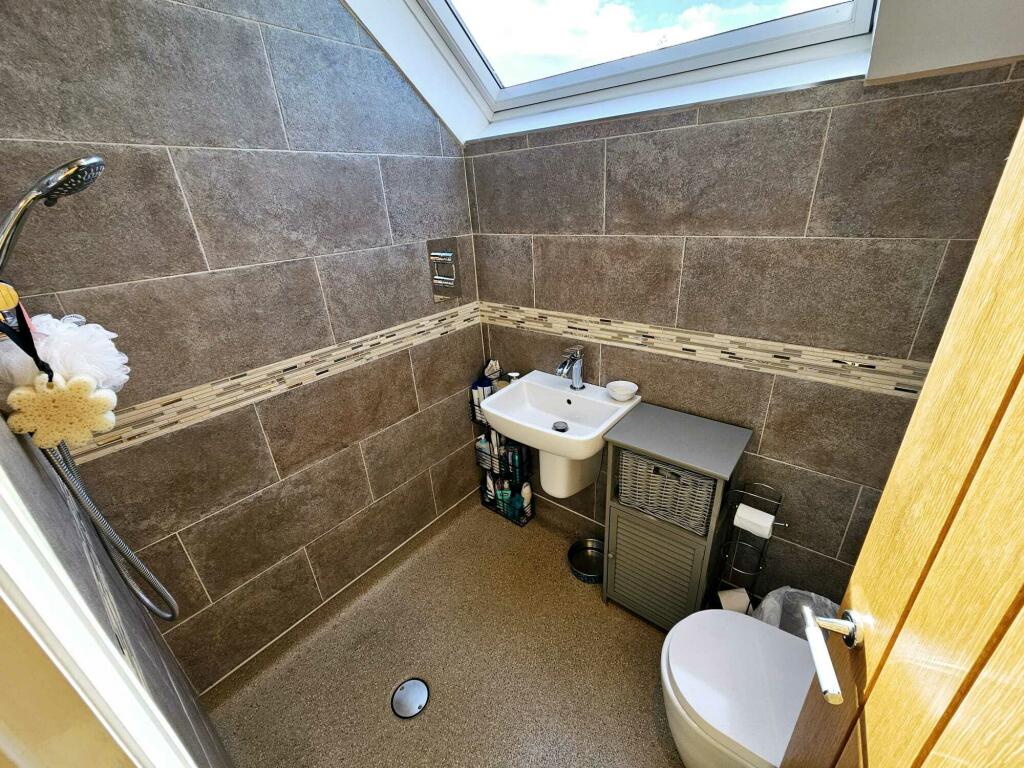 c751652e-817d-4e90-892b-22f750af32f5