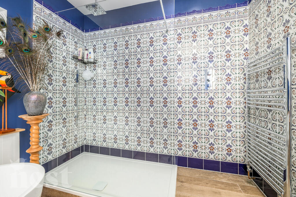 Double Walk-in Shower