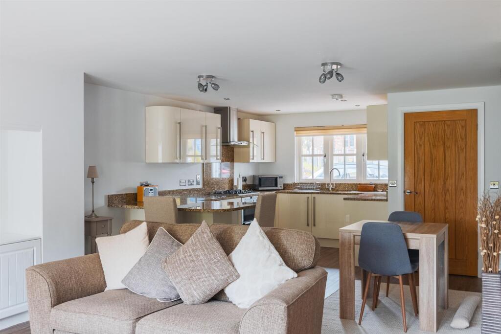 4 Elizabeth Cottages-22.jpg