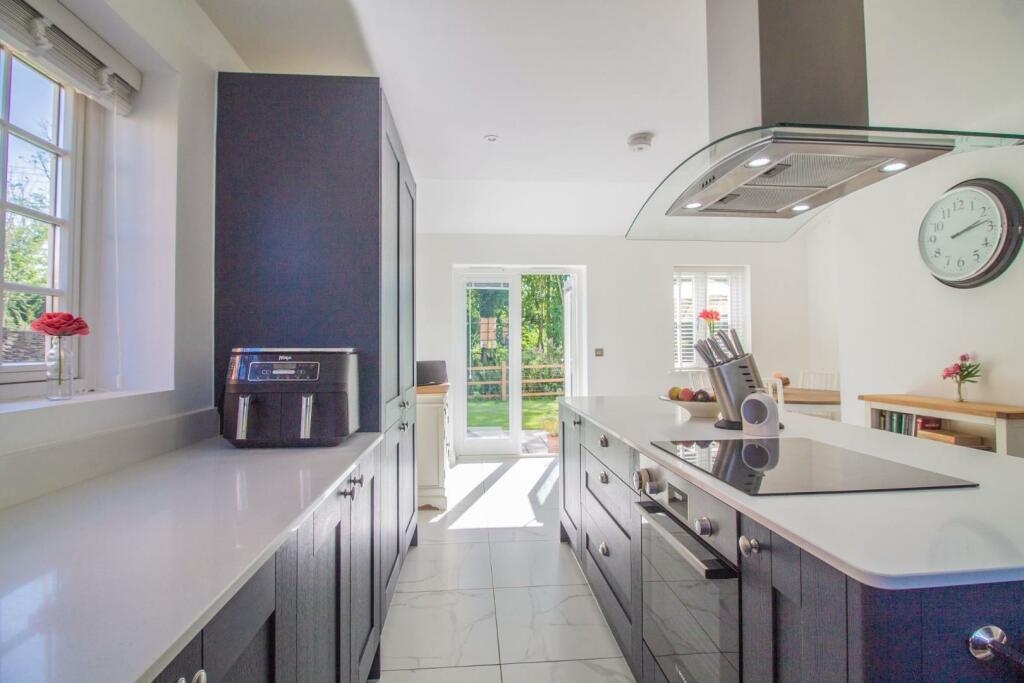 4 Mortimer Road, Cockfield [Kitchen] 02.jpg
