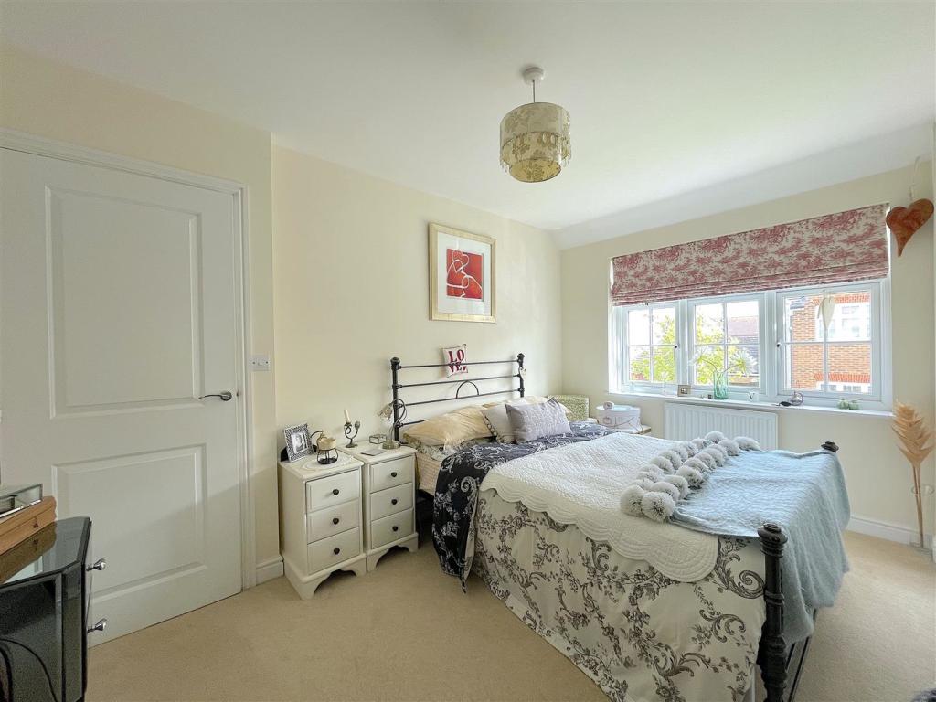 Bedroom One (2).jpeg