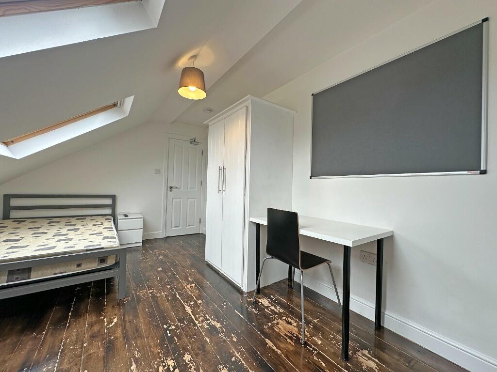 Bedroom 6