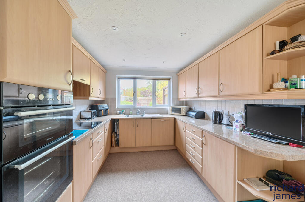 86f49dc95de8484fb0094979c80410f3