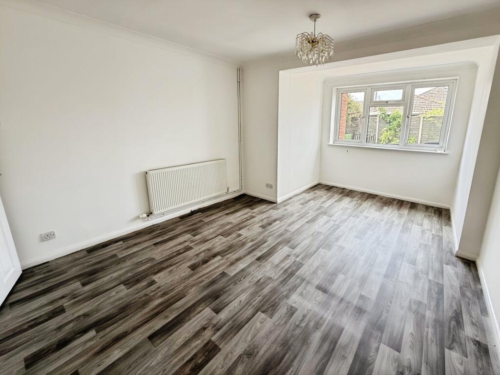 Dining Room/Bedroom