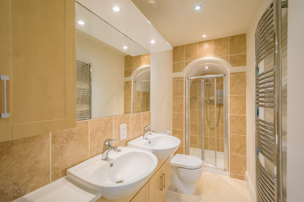 14 Russell Street...