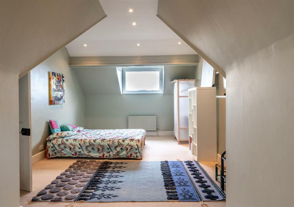Bedroom 5