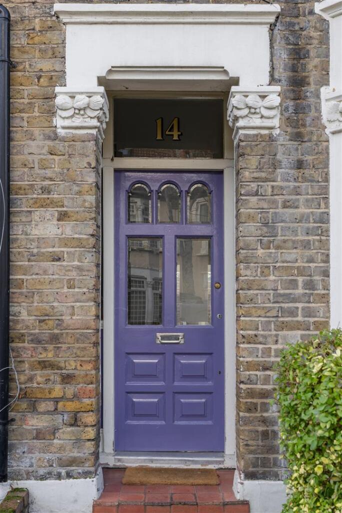 Dagenham Road, E10