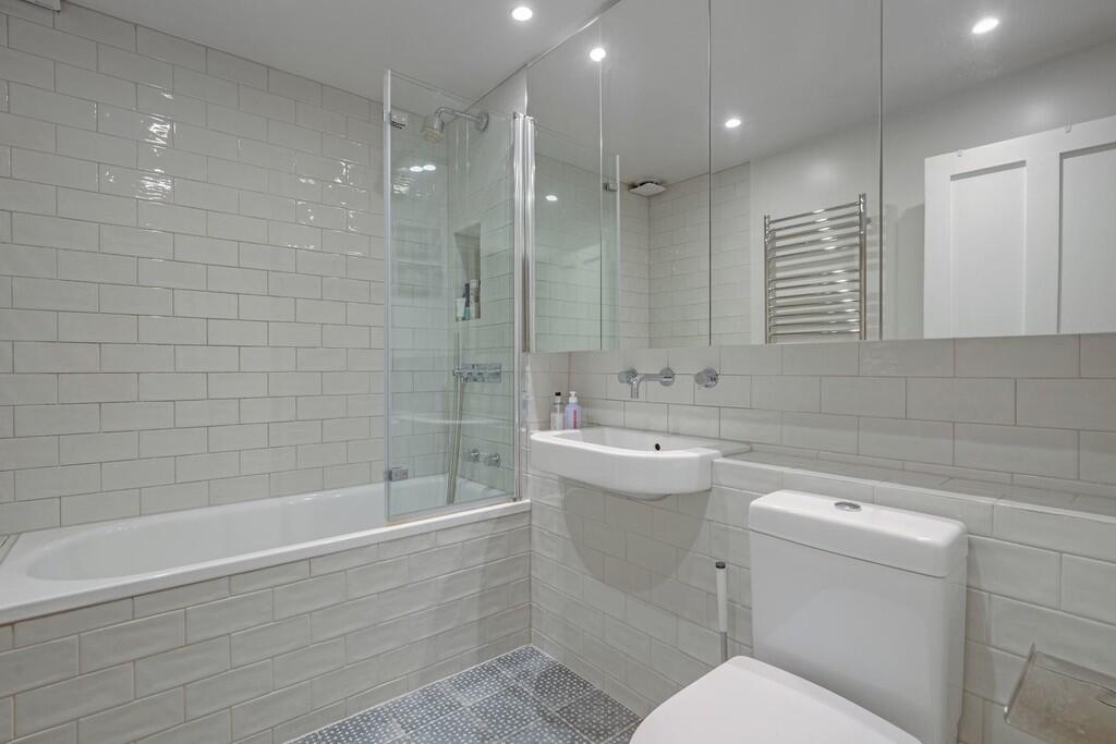 02-fc3e83802-GWL-...