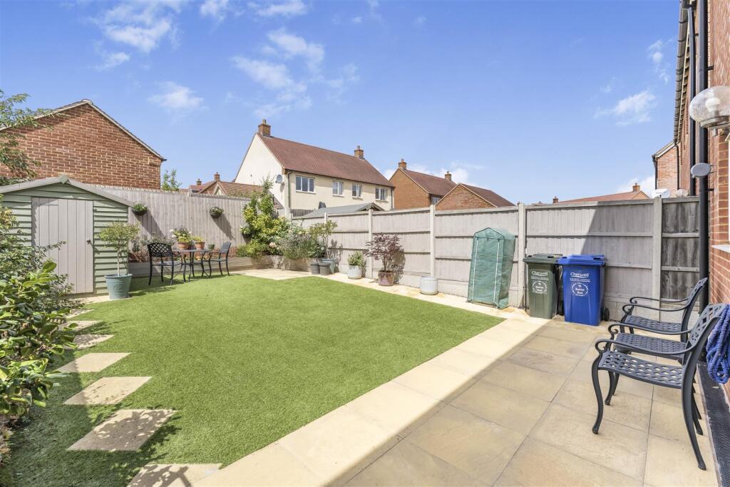98 Bourton Road, Banbury-14.jpg