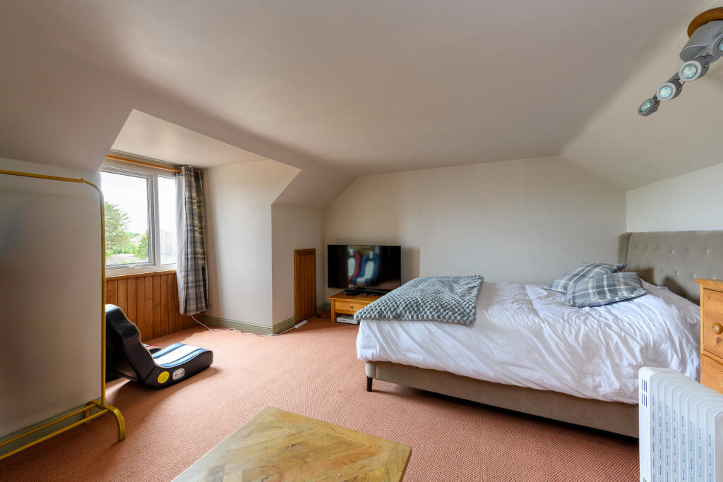 TEK HiRes 250519 033