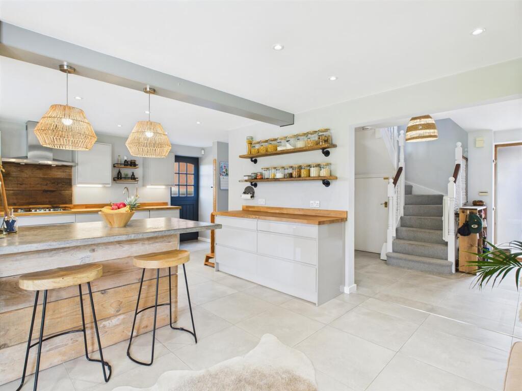 Kitchen/Family Room