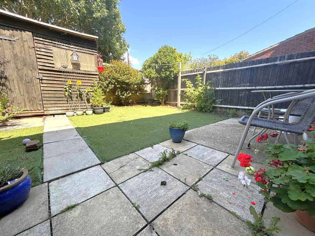 GARDEN.jpg