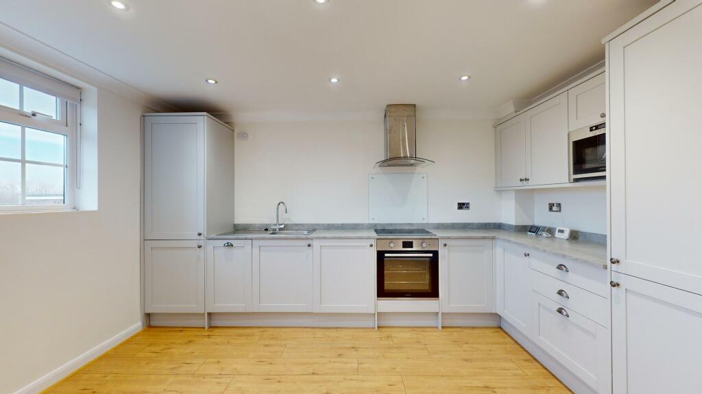 10-Peterhouse-Drive-12142024_101631