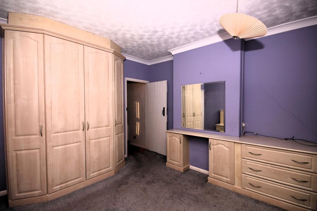 IMAGE 8