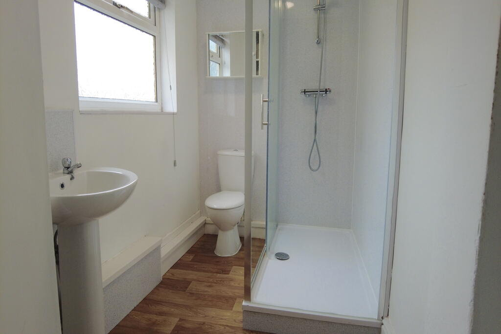 Bathroom-2.jpg