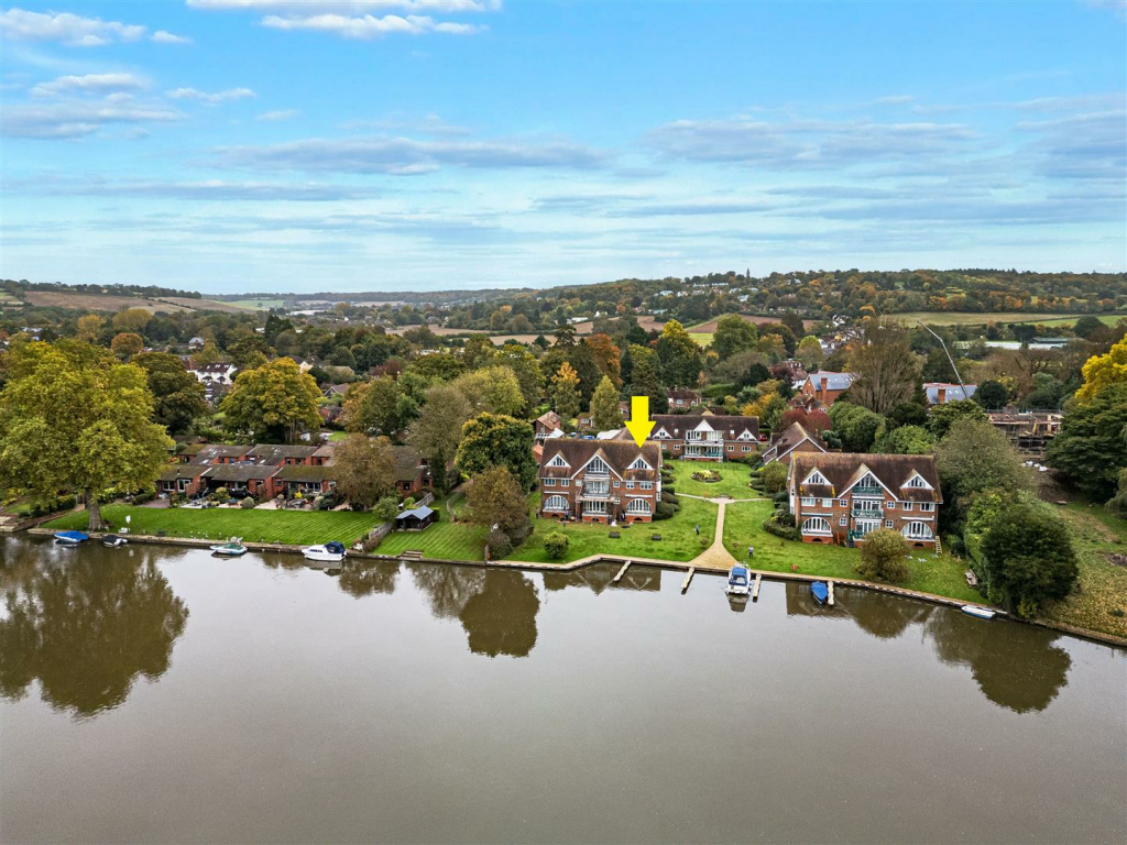 Drone photo Andrew Reach.png