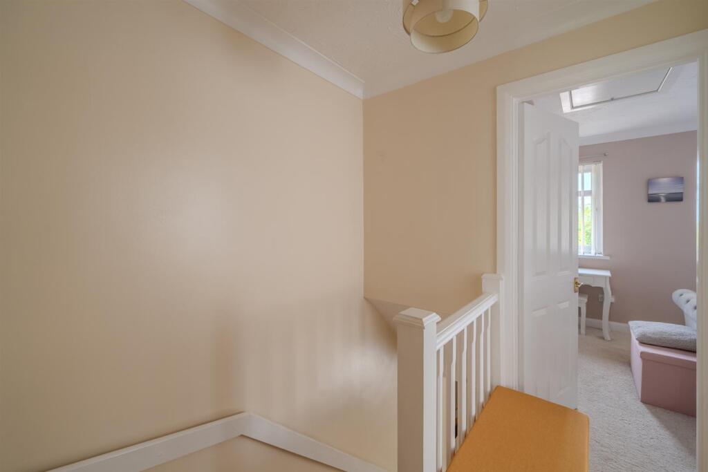 34 Pant Gwyn Close-7.jpg