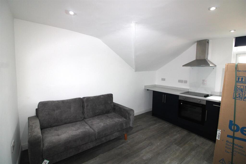Kitchen/living area
