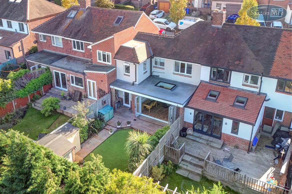 54 Stanwood Crescent - back dr242.jpg