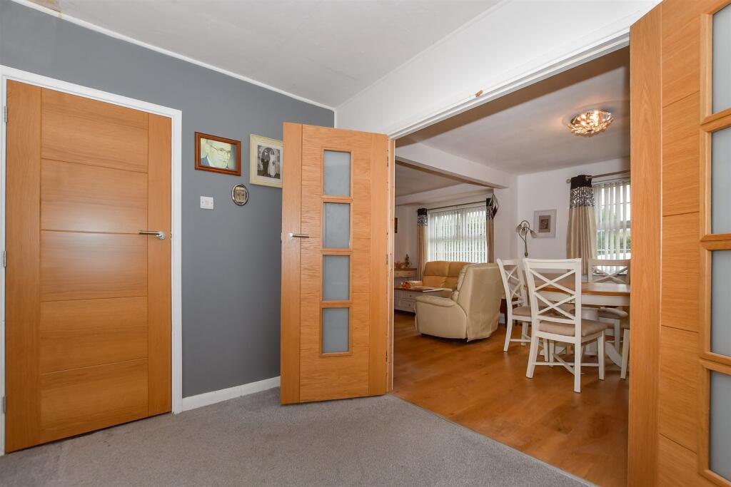 External Lifestyle Photograph