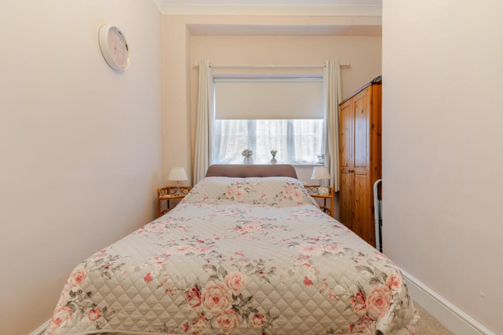 A11 - Lower Erith Road, The Cottage, Torquay - 250