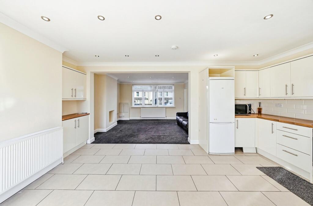 Ash Road, Dartford, Kent, DA1