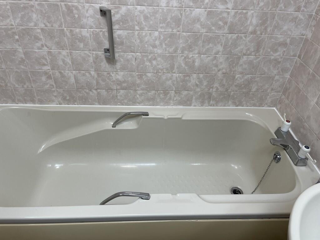 E.3 Bath