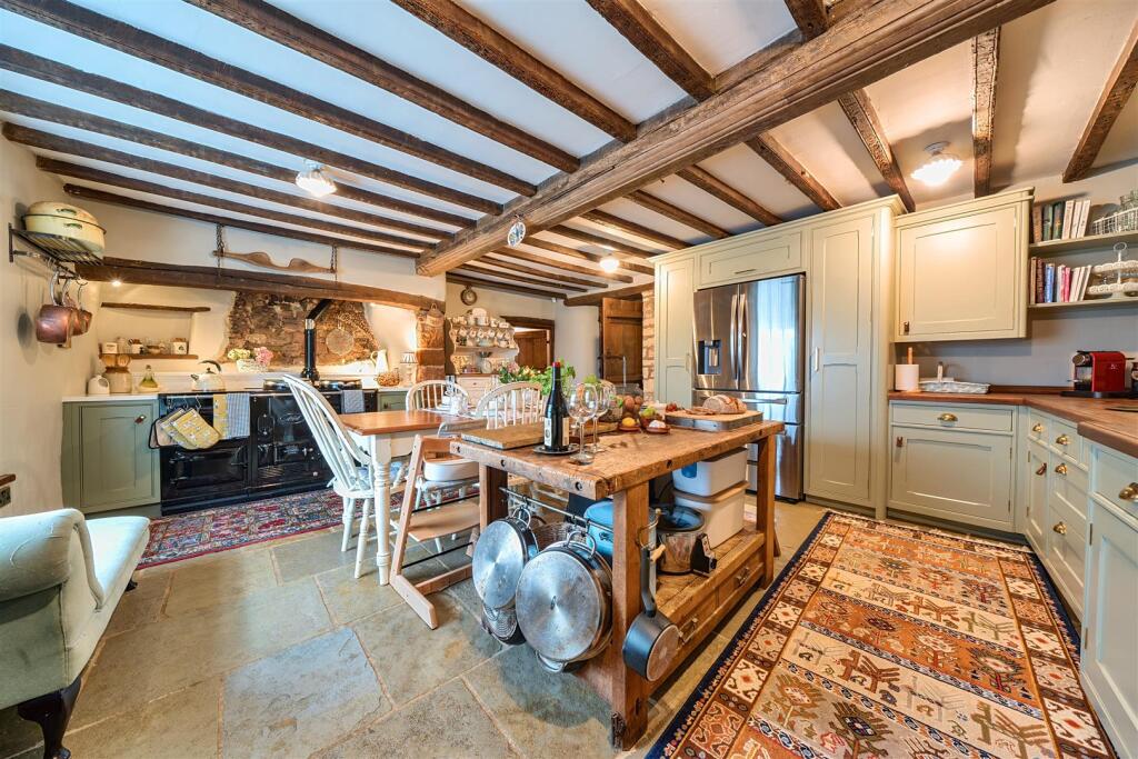 Cliff Hill Farm, 4 Northampton Road, Blisworth (16