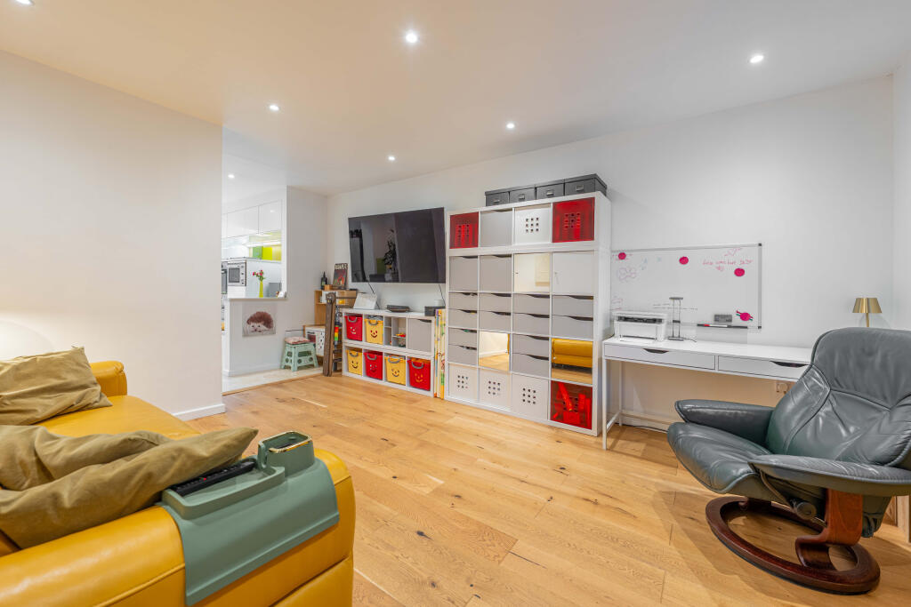 Proffitt Avenue07388