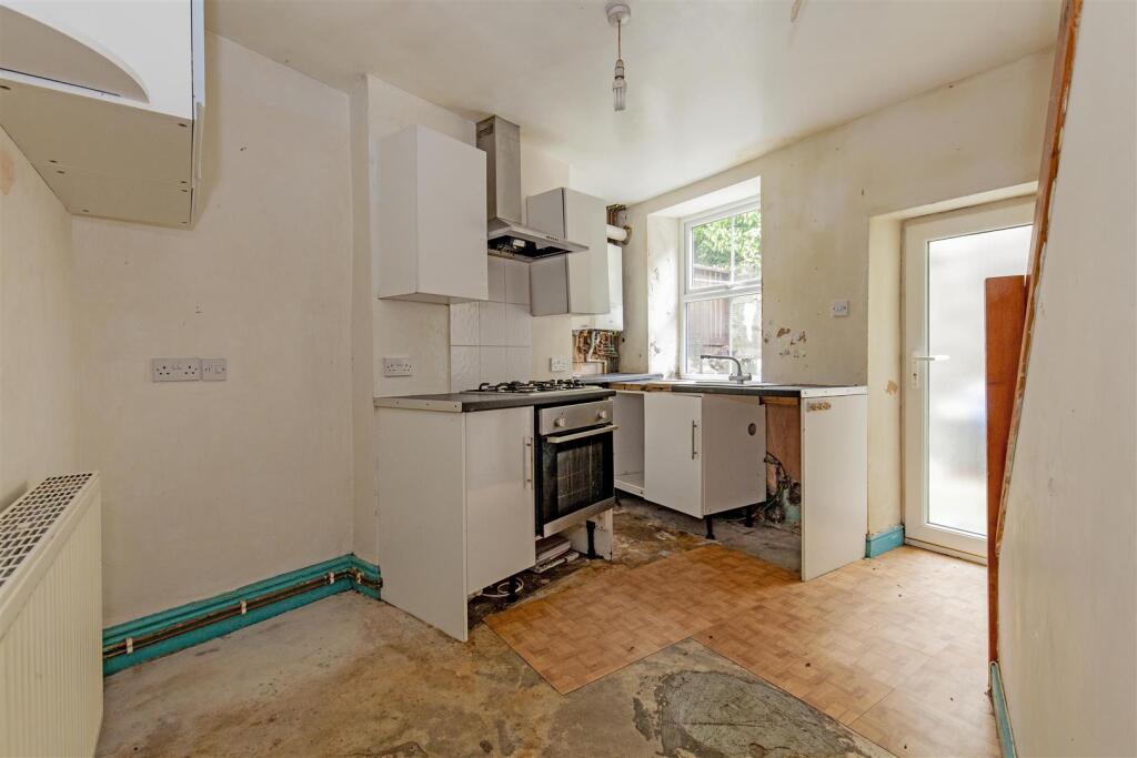 Kitchen-1.jpg