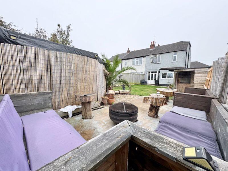 Patio to garden
