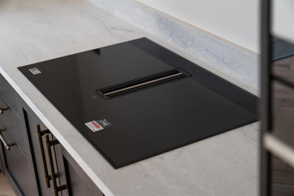 Kitchen_-11.jpg