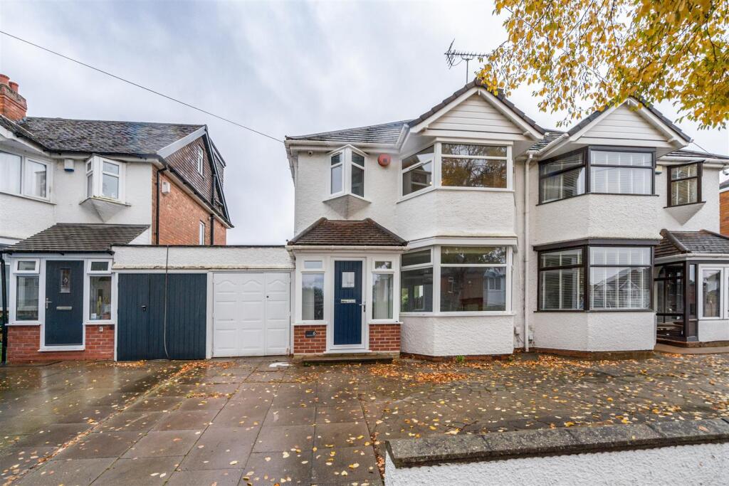 6 Hatchford Avenue-18_lo.jpg