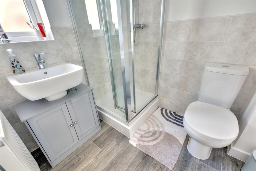Ensuite_1.jpeg
