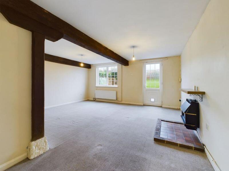 Living Room to front