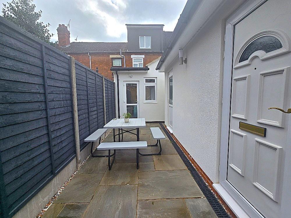Lansdowne Street, Hillfields - Communal Garden