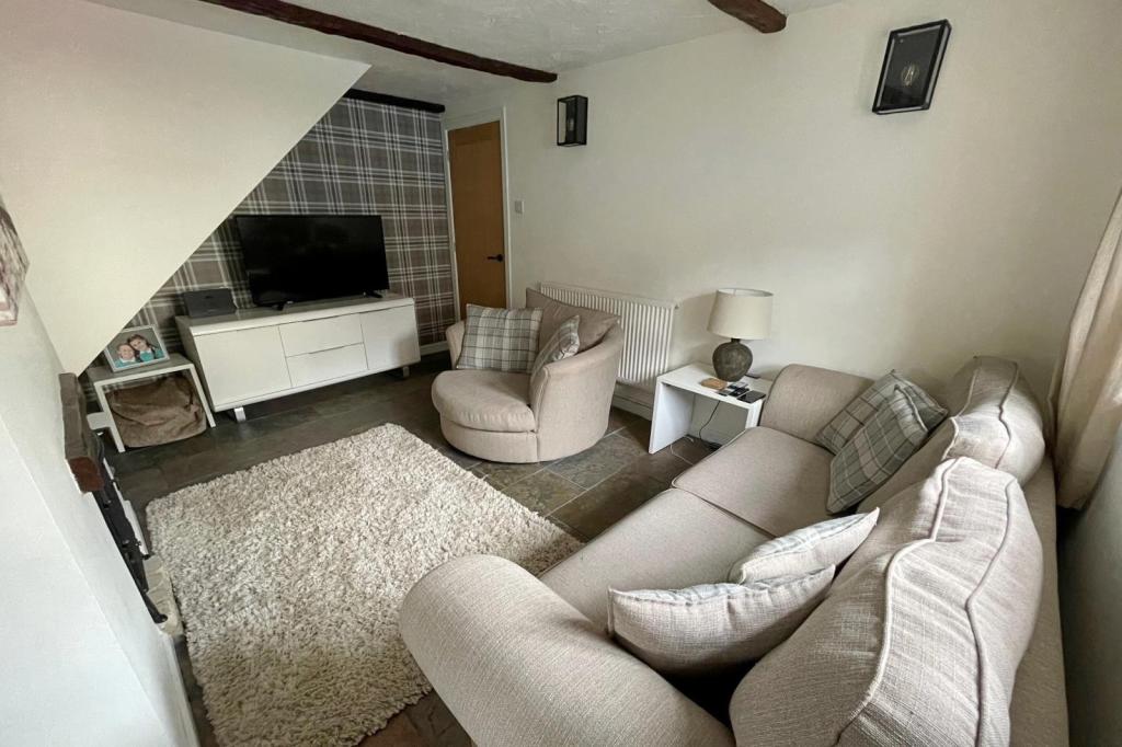 4- Sitting Room