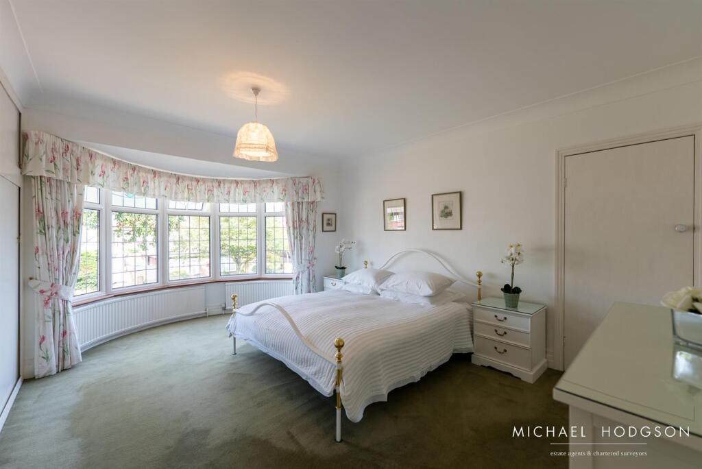 Queen Alexandra Road-25.jpg