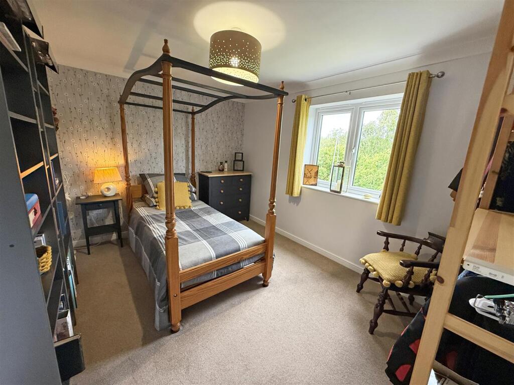 Bedroom 3.jpg