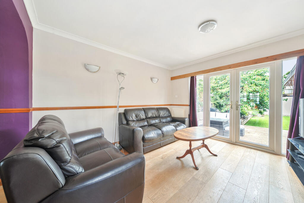 1298515-34-684978...