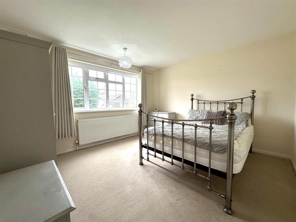 Master Bedroom 494