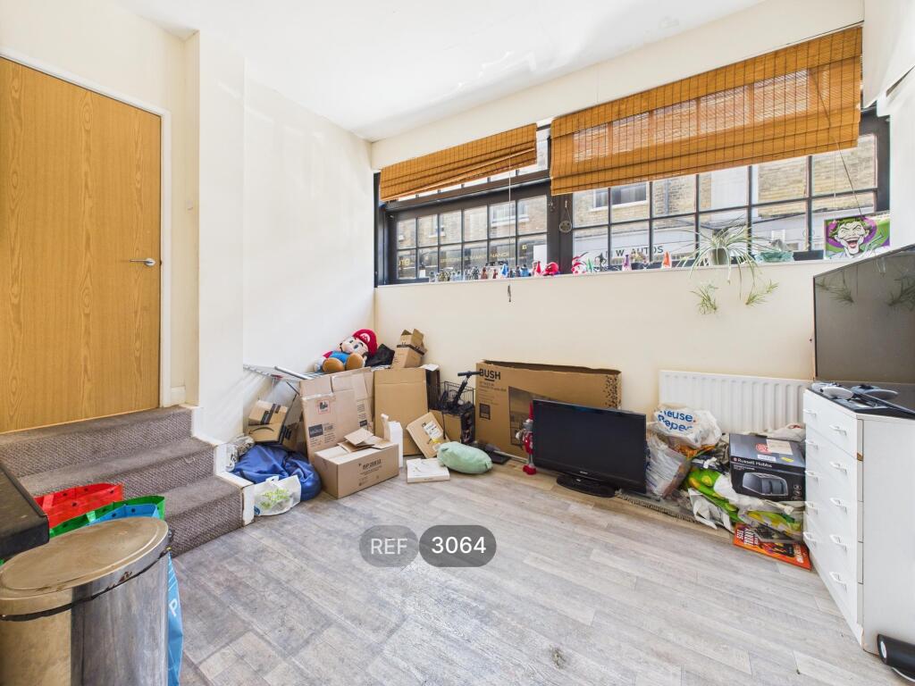 Kitchen / Reception Room