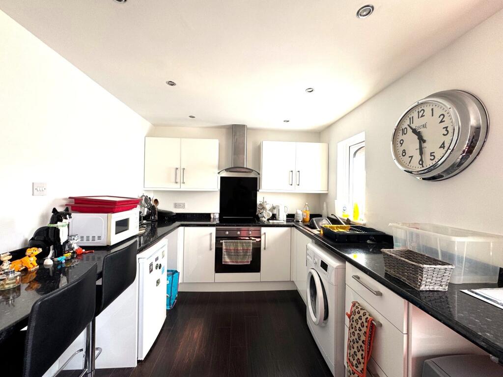 Kitchen (1)