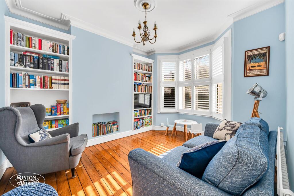 54 Green Avenue-3.jpg